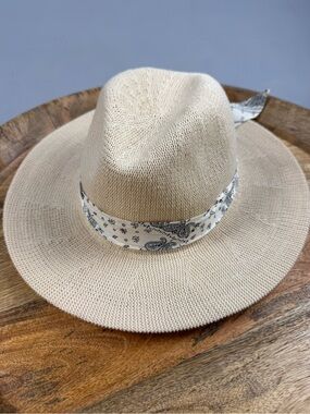 WYETH Cream Wide Brim Rancher Hat Paisley Band Boho Western One Size
